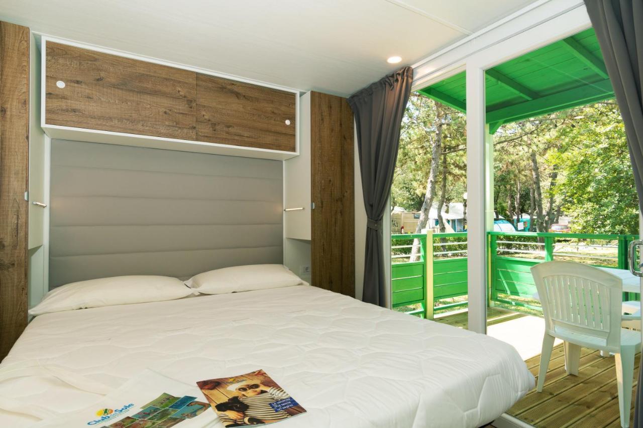 Club Del Sole Marina Julia Family Collection Hotel Exterior photo