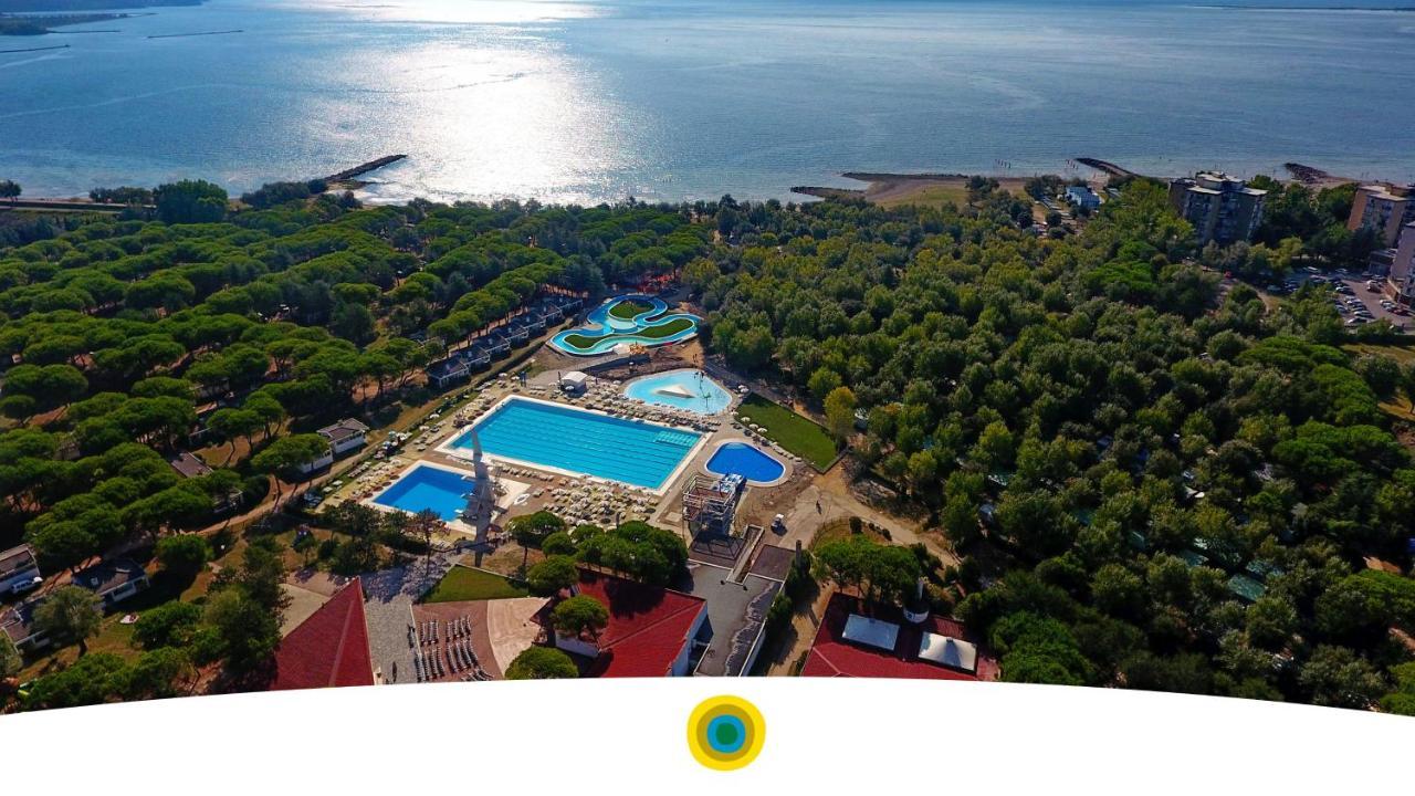 Club Del Sole Marina Julia Family Collection Hotel Exterior photo